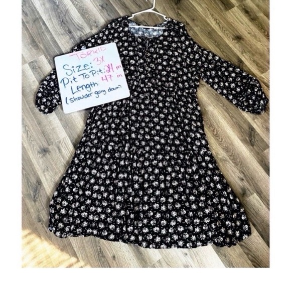 TORRID Black Floral Tiered Midi Dress - Picture 8 of 8